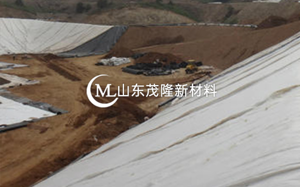 《山东滨州垃圾填埋场》土工布、土工膜施工