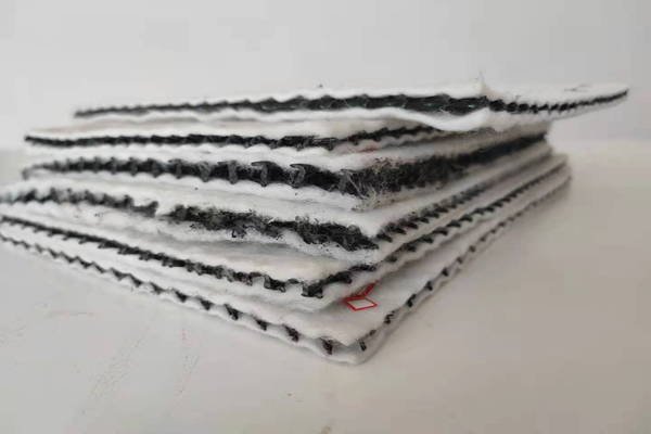 垃圾填埋场复合土工膜在哪一层起到关键作用？  第2张