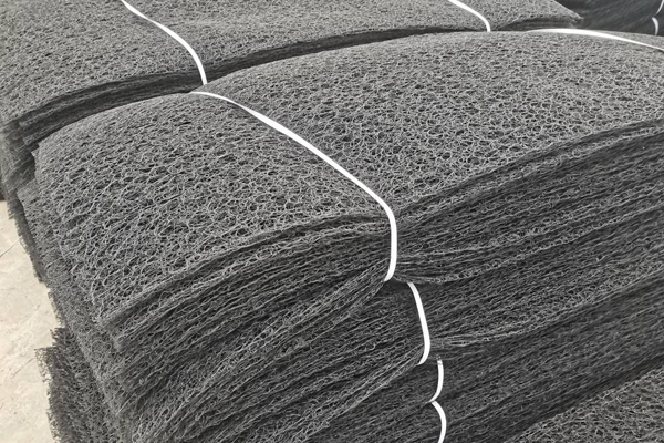 了解RCP渗排水网垫的特点，助力水利工程建设