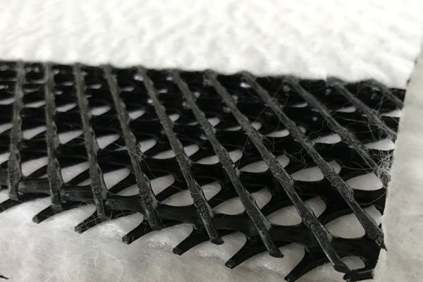 揭秘复合排水网的制造工艺  第2张