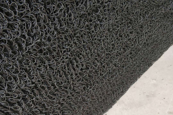 复合排水网与复合排水隔离垫对比分析：差异与应用。  第3张