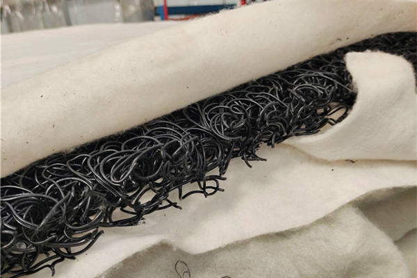 复合排水网垫的施工工艺