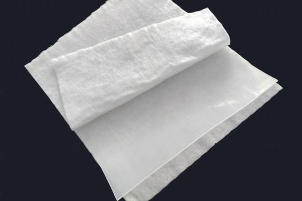 复合土工膜的良好性能解析