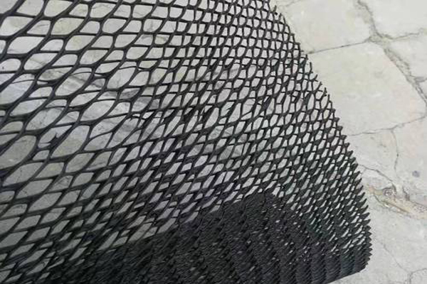 三维排水网可以用在挡墙上吗 第1张